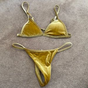 GOLD THONG BIKINI